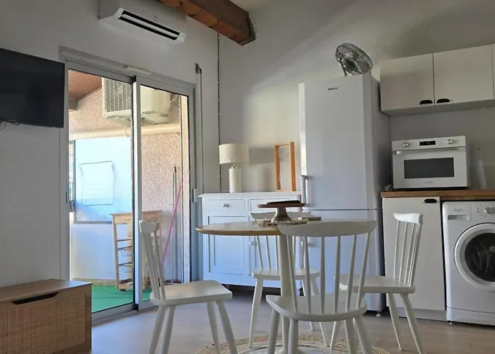 Apartment With Balcony At The Foot Of The *