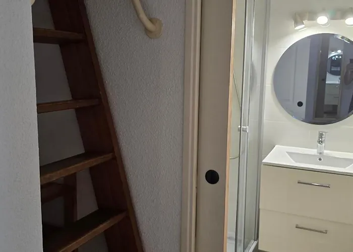 With Balcony At The Foot Of The Apartment Sainte-Maxime